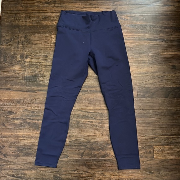 Fabletics leggings - Picture 3 of 3